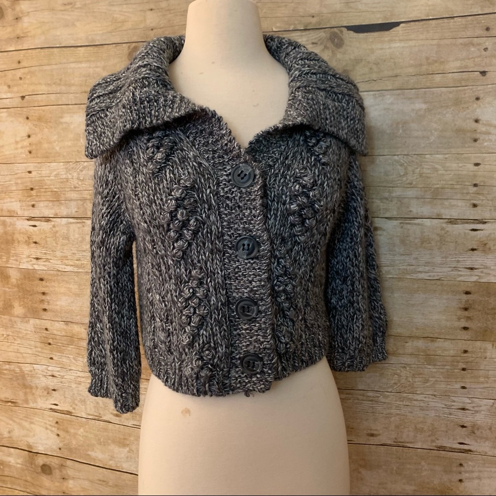 Cropped Express knit sweater